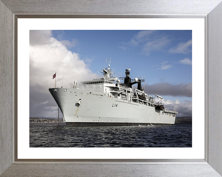 HMS Albion L14 | Photo Print | Framed Print | Albion Class | Amphibious ship | Royal Navy - Hampshire Prints