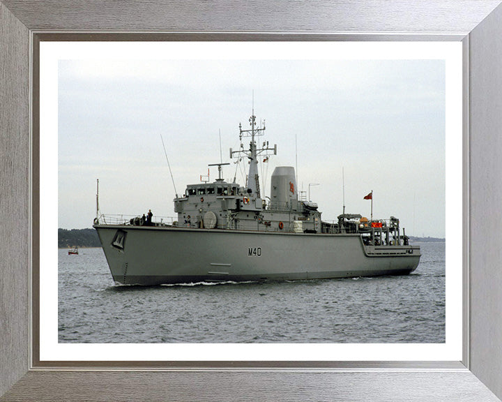 HMS Berkeley M40 Royal Navy Hunt class mine countermeasures vessel Photo Print or Framed Print - Hampshire Prints