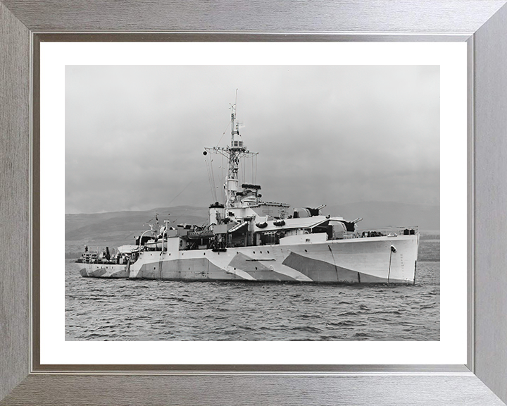 HMS Amethyst F116 Royal Navy Black Swan Class sloop Photo Print or Framed Print - Hampshire Prints