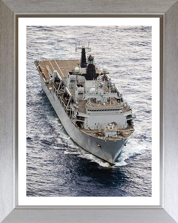 HMS Bulwark L15 Royal Navy Albion class amphibious ship Photo Print or Framed Print - Hampshire Prints