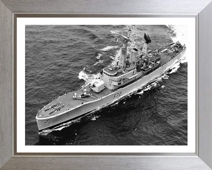 HMS Ariadne F72 | Photo Print | Framed Print | Leander Class | Frigate | Royal Navy - Hampshire Prints