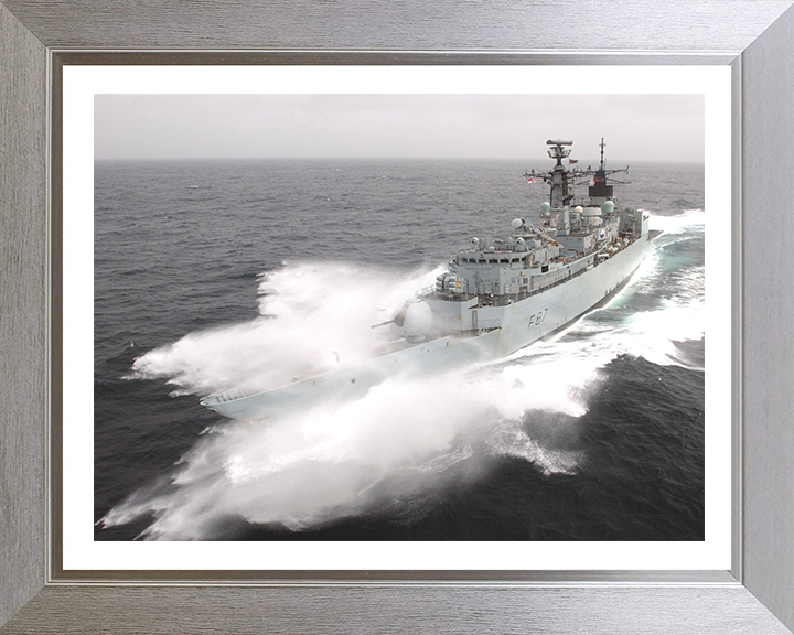 HMS Chatham F87 Royal Navy Type 22 Frigate Photo Print or Framed Print - Hampshire Prints