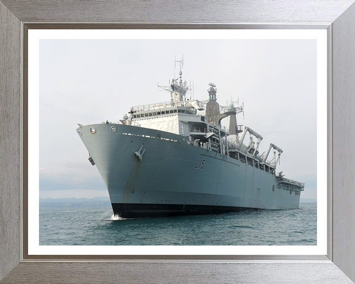 HMS Bulwark L15 Royal Navy Albion class amphibious ship Photo Print or Framed Print - Hampshire Prints