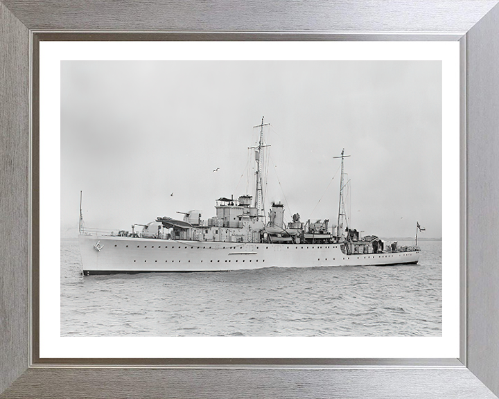 HMS Auckland L61 | Photo Print | Framed Print | Poster | Egret Class | Sloop | Royal Navy - Hampshire Prints