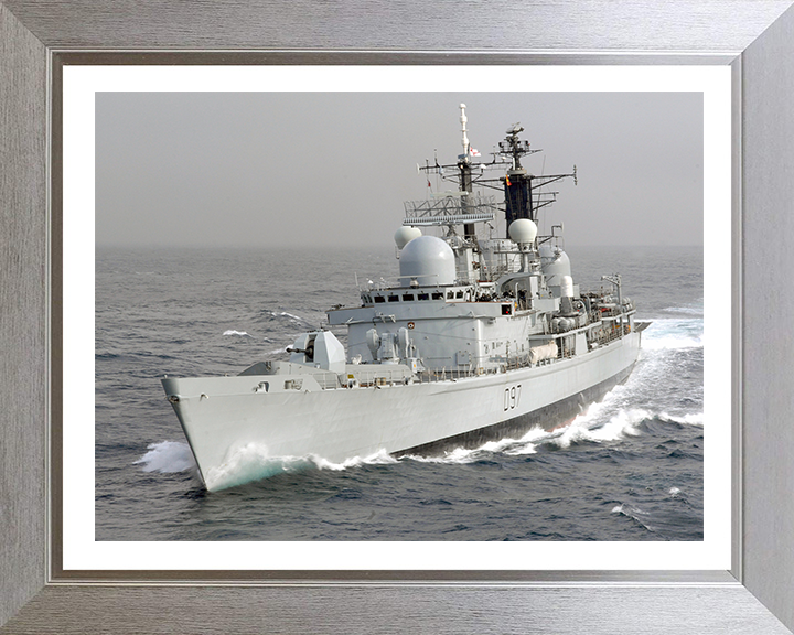 HMS Edinburgh D97 Royal Navy Type 42 Destroyer Photo Print or Framed Print - Hampshire Prints