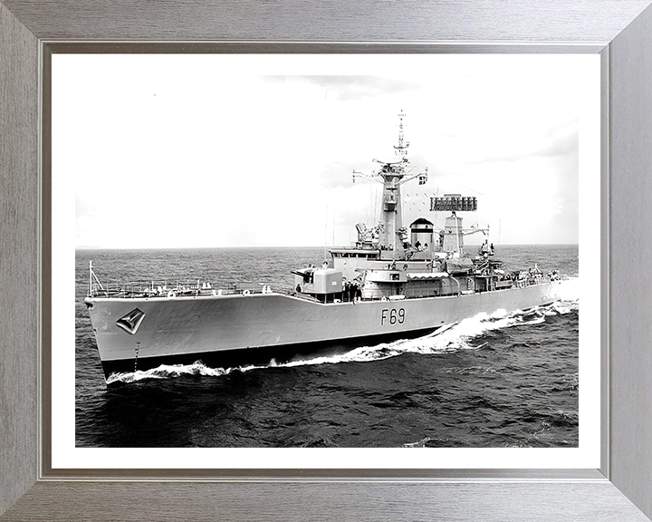 HMS Bacchante F69 | Photo Print | Framed Print | Leander Class | Frigate | Royal Navy - Hampshire Prints