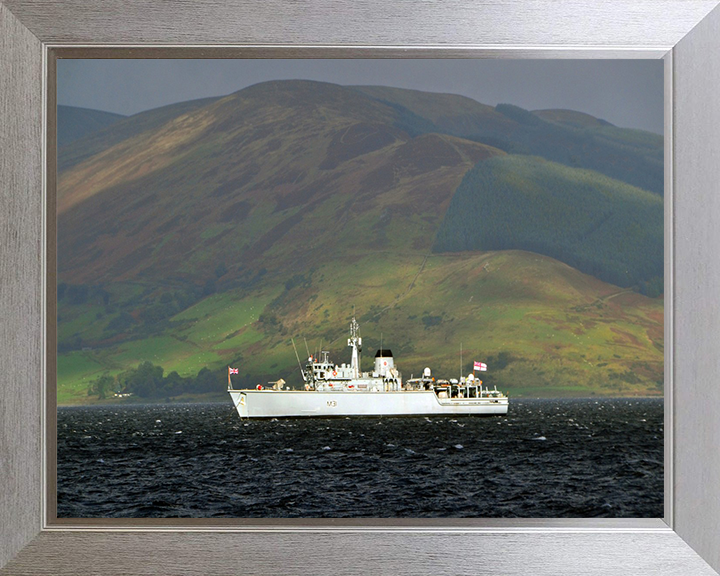 HMS Cattistock M31 Royal Navy Hunt class mine hunter Photo Print or Framed Print - Hampshire Prints