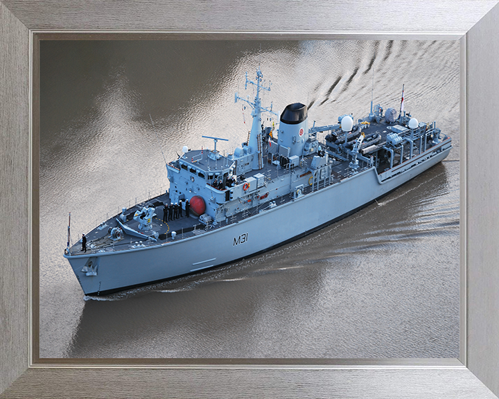 HMS Cattistock M31 Royal Navy Hunt class mine hunter Photo Print or Framed Print - Hampshire Prints