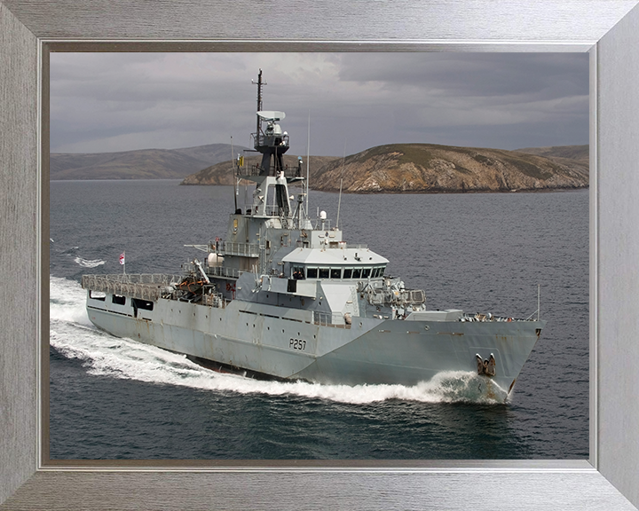 HMS Clyde P257 | Photo Print | Framed Print | River Class | Patrol Vessel | Royal Navy - Hampshire Prints