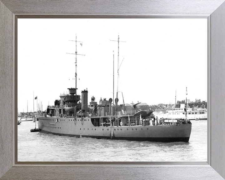 HMS Bittern L07 Royal Navy Bittern class sloop Photo Print or Framed Print - Hampshire Prints