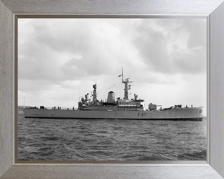 HMS Danae F47 Royal Navy Leander Class Frigate Photo Print or Framed Print - Hampshire Prints