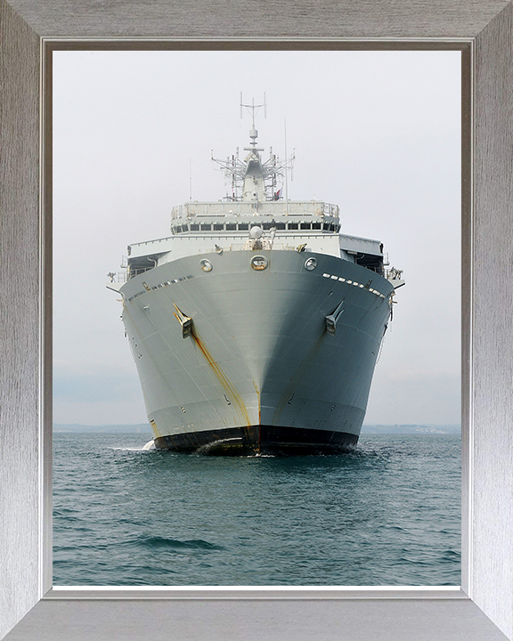 HMS Bulwark L15 Royal Navy Albion class amphibious ship Photo Print or Framed Print - Hampshire Prints