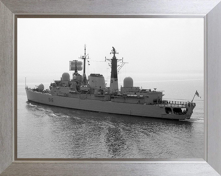 HMS Coventry D118 Royal Navy Type 42 Sheffield Class destroyer Photo Print or Framed Print - Hampshire Prints