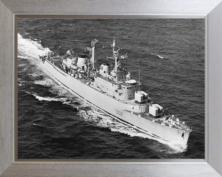 HMS Devonshire D02 | Photo Print | Framed Print | County Class | Destroyer | Royal Navy - Hampshire Prints