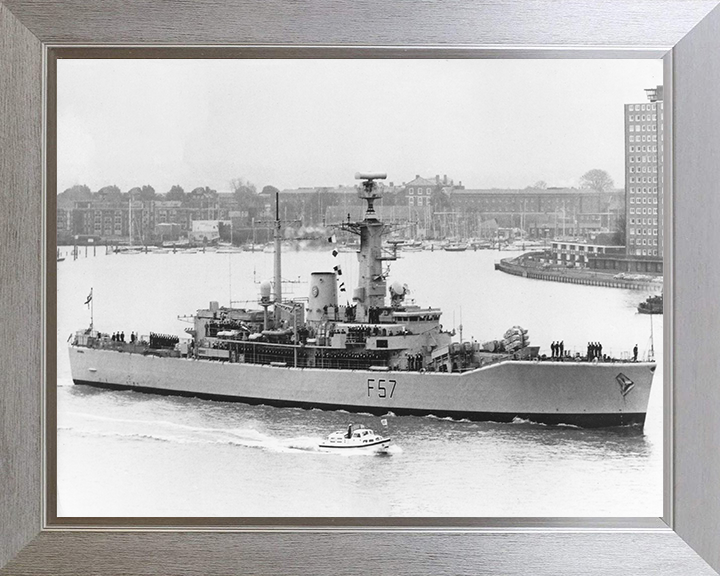 HMS Andromeda F57 Royal Navy Leander class frigate Photo Print or Framed Print - Hampshire Prints