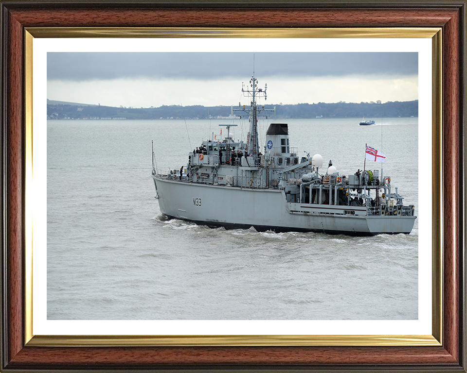 HMS Brocklesby M33 Royal Navy Hunt class Mine Counter Measures Vessel Photo Print or Framed Print - Hampshire Prints