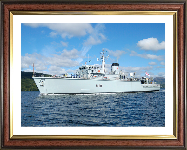 HMS Atherstone M38 Royal Navy Hunt class mine countermeasures vessel Photo Print or Framed Print - Hampshire Prints