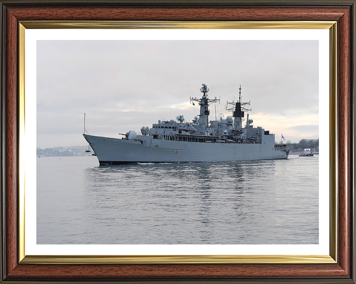 HMS Chatham F87 Royal Navy Type 22 Frigate Photo Print or Framed Print - Hampshire Prints