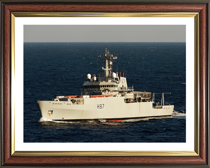 HMS Echo H87 | Photo Print | Framed Print | Echo Class | Survey Vessel | Royal Navy - Hampshire Prints