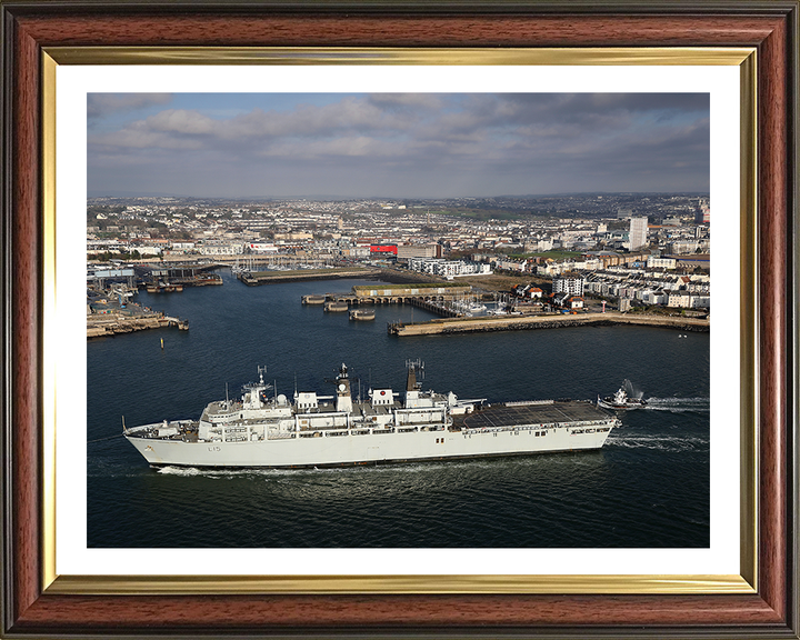 HMS Bulwark L15 Royal Navy Albion class amphibious ship Photo Print or Framed Print - Hampshire Prints