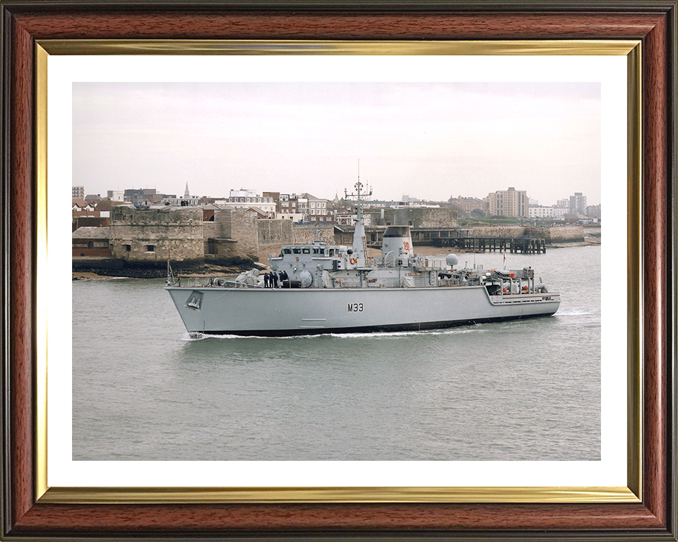 HMS Brocklesby M33 Royal Navy Hunt class Mine Counter Measures Vessel Photo Print or Framed Print - Hampshire Prints