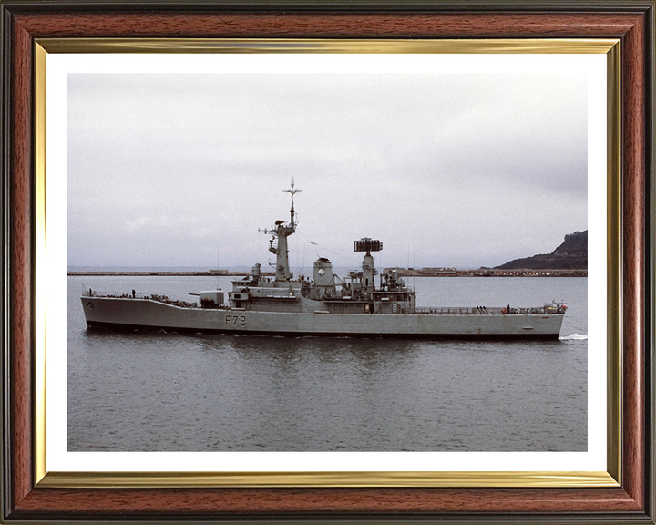 HMS Ariadne F72 Royal Navy Leander class frigate Photo Print or Framed Print - Hampshire Prints