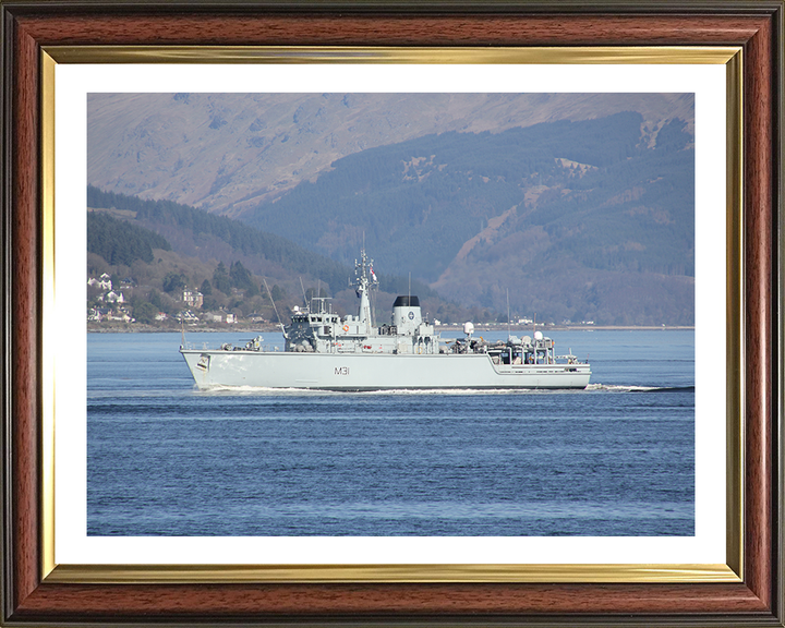 HMS Cattistock M31 Royal Navy Hunt class mine hunter Photo Print or Framed Print - Hampshire Prints