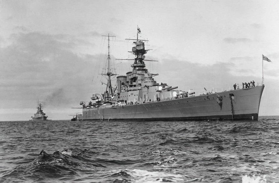 HMS Hood (51) | Photo Print | Framed Print | Admiral Class | Battlecruiser | Royal Navy - Hampshire Prints