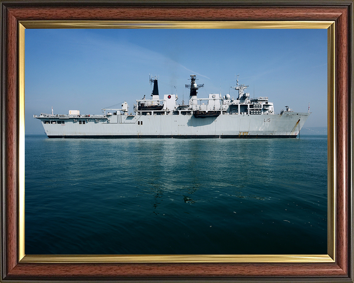 HMS Bulwark L15 Royal Navy Albion class amphibious ship Photo Print or Framed Print - Hampshire Prints