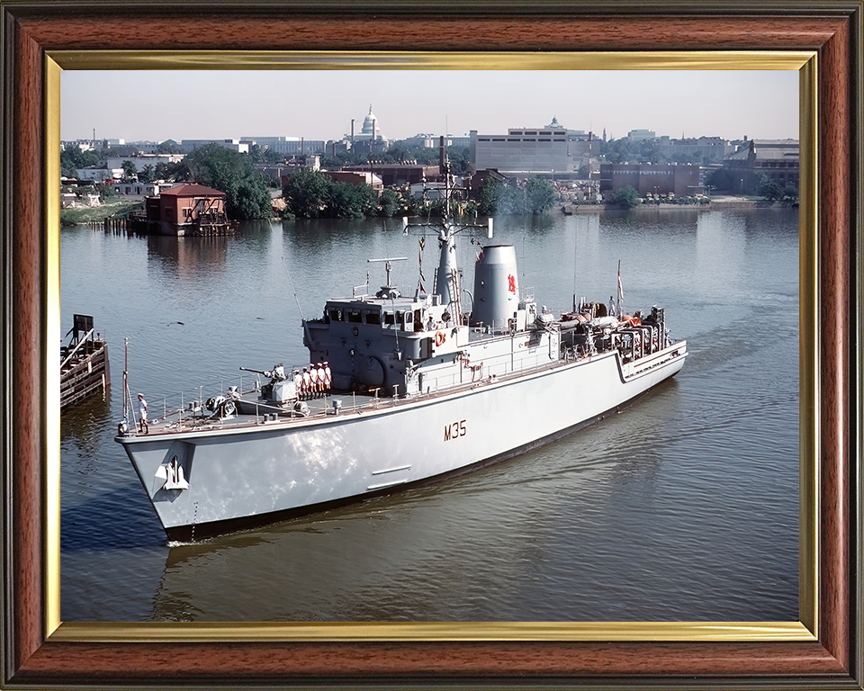 HMS Dulverton M35 Royal Navy Hunt class mine countermeasures vessel Photo Print or Framed Print - Hampshire Prints