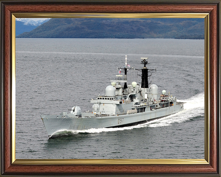 HMS Edinburgh D97 Royal Navy Type 42 Destroyer Photo Print or Framed Print - Hampshire Prints