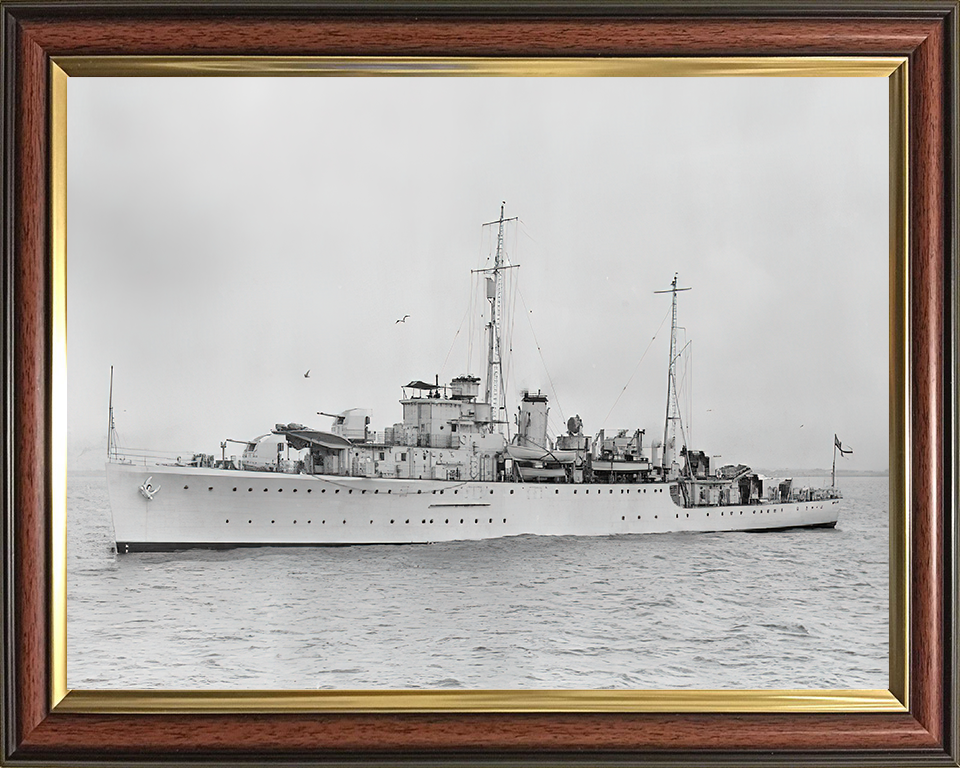 HMS Auckland L61 | Photo Print | Framed Print | Poster | Egret Class | Sloop | Royal Navy - Hampshire Prints