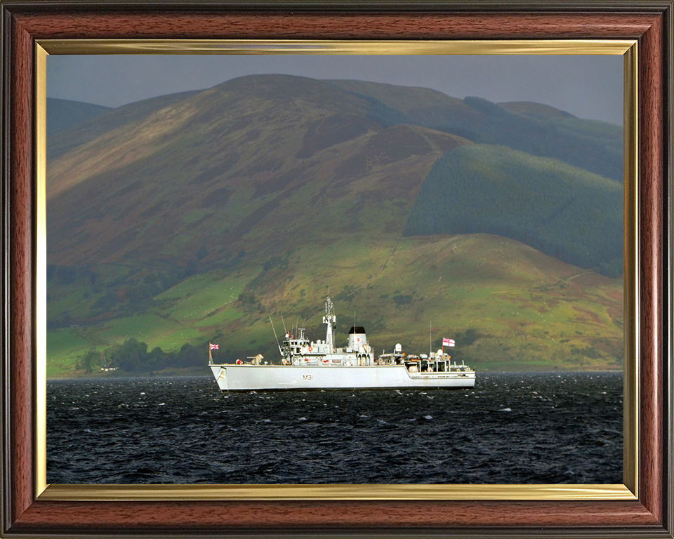 HMS Cattistock M31 Royal Navy Hunt class mine hunter Photo Print or Framed Print - Hampshire Prints