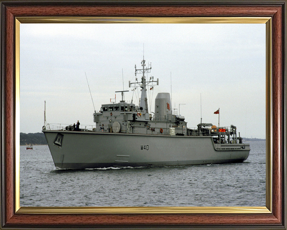 HMS Berkeley M40 Royal Navy Hunt class mine countermeasures vessel Photo Print or Framed Print - Hampshire Prints