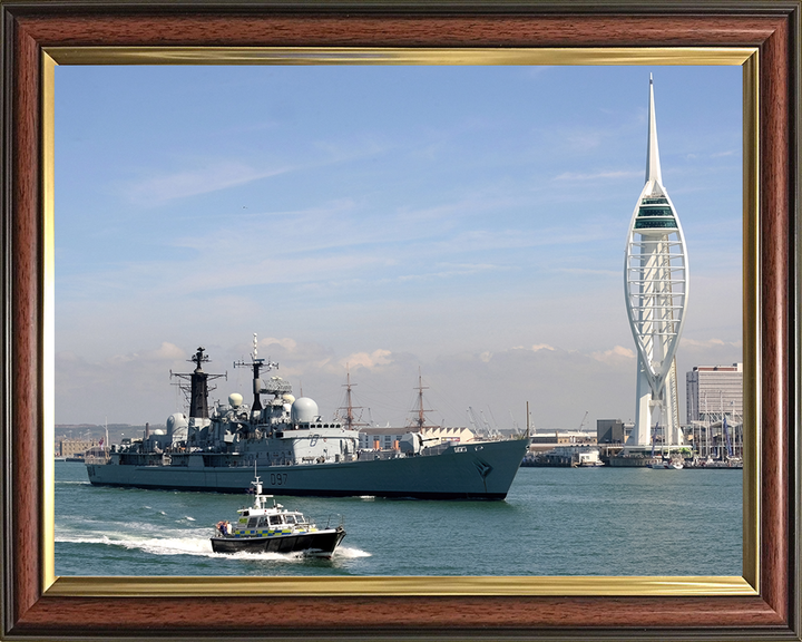 HMS Edinburgh D97 Royal Navy Type 42 Destroyer Photo Print or Framed Print - Hampshire Prints