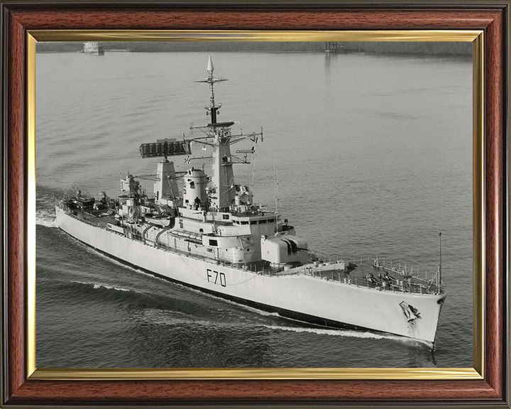 HMS Apollo F70 | Photo Print | Framed Print | Poster | Leander Class | Frigate | Royal Navy - Hampshire Prints