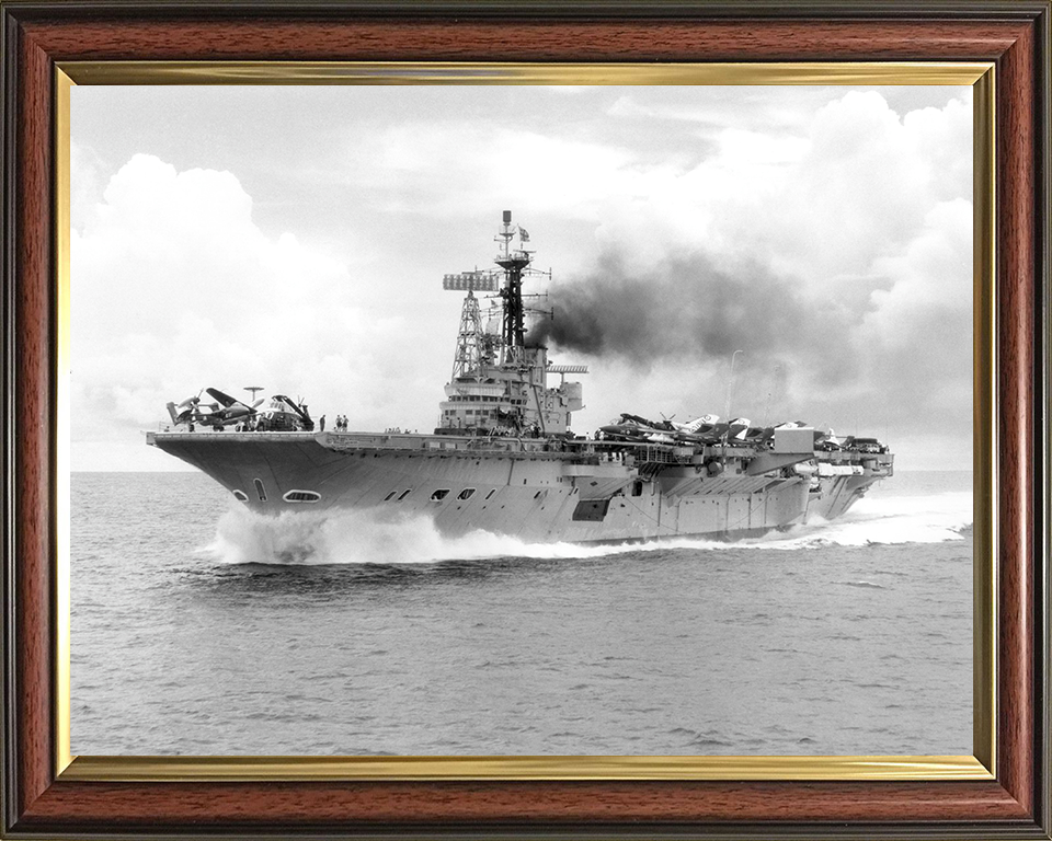 HMS Centaur R06 | Photo Print | Framed Print | Centaur Class | Fleet Carrier | Royal Navy - Hampshire Prints