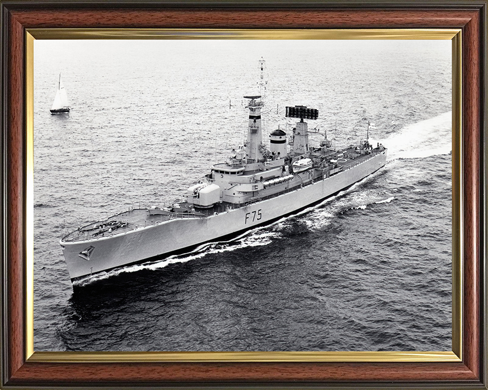 HMS Charybdis F75 | Photo Print | Framed Print | Leander Class | Frigate | Royal Navy - Hampshire Prints