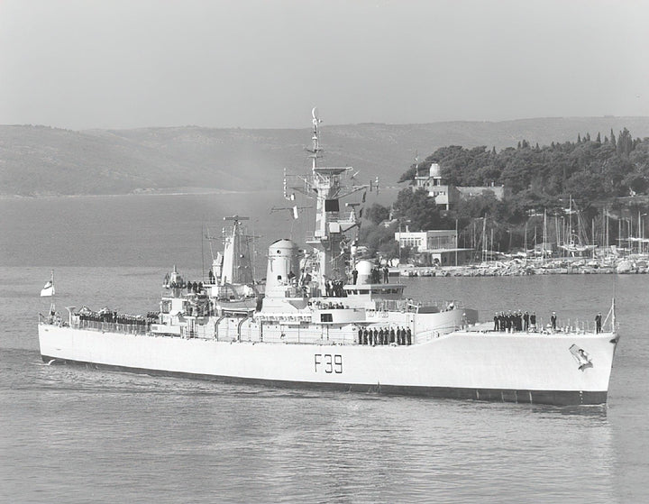 HMS Naiad F39 Royal Navy Leander class frigate Photo Print or Framed Photo Print - Hampshire Prints