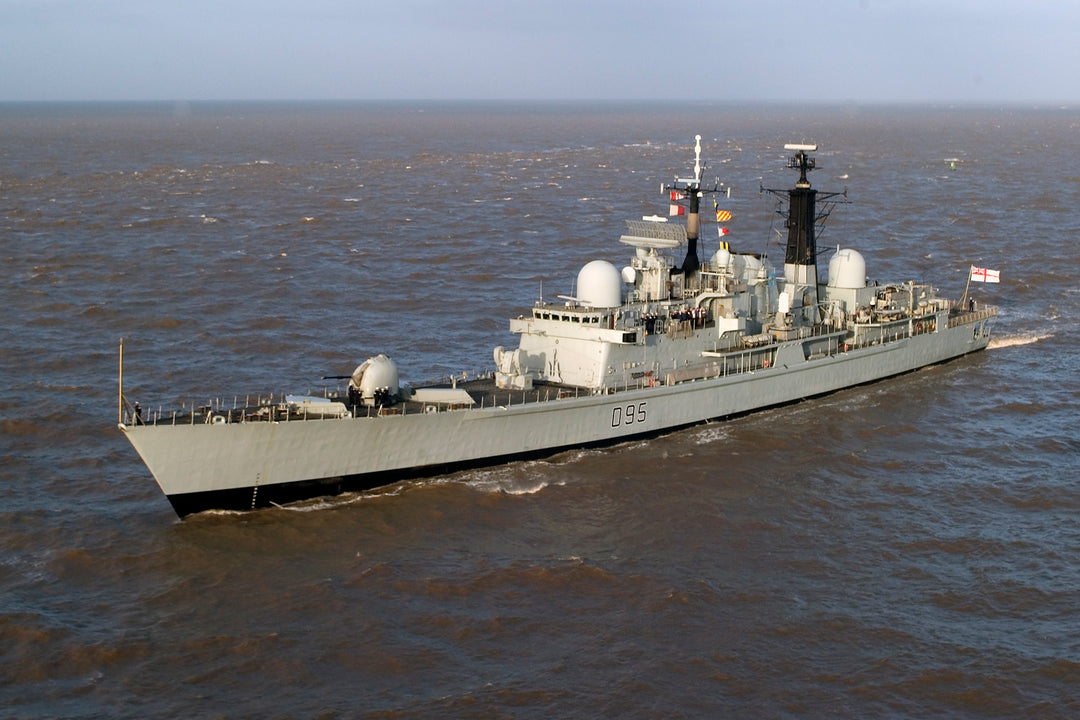 HMS Manchester D95 Royal Navy Type 42 destroyer Photo Print or Framed Print - Hampshire Prints