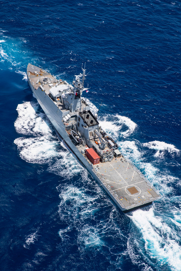 HMS Medway P223 Royal Navy River class patrol vessel Photo Print or Framed Print - Hampshire Prints