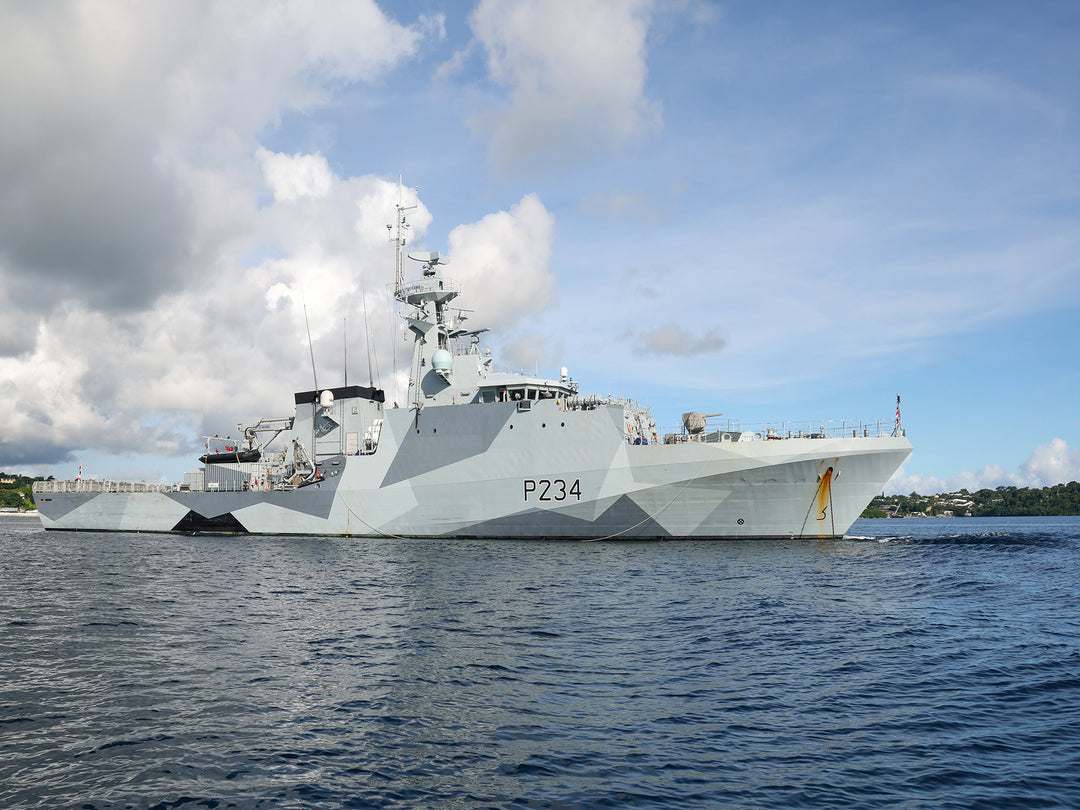 HMS Spey P234 Royal Navy River class offshore patrol vessel Photo Print or Framed Print - Hampshire Prints